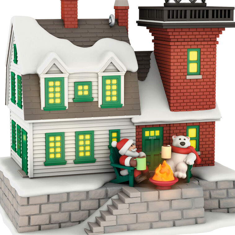 Hallmark Holiday Lighthouse 2025 Ornament With Light