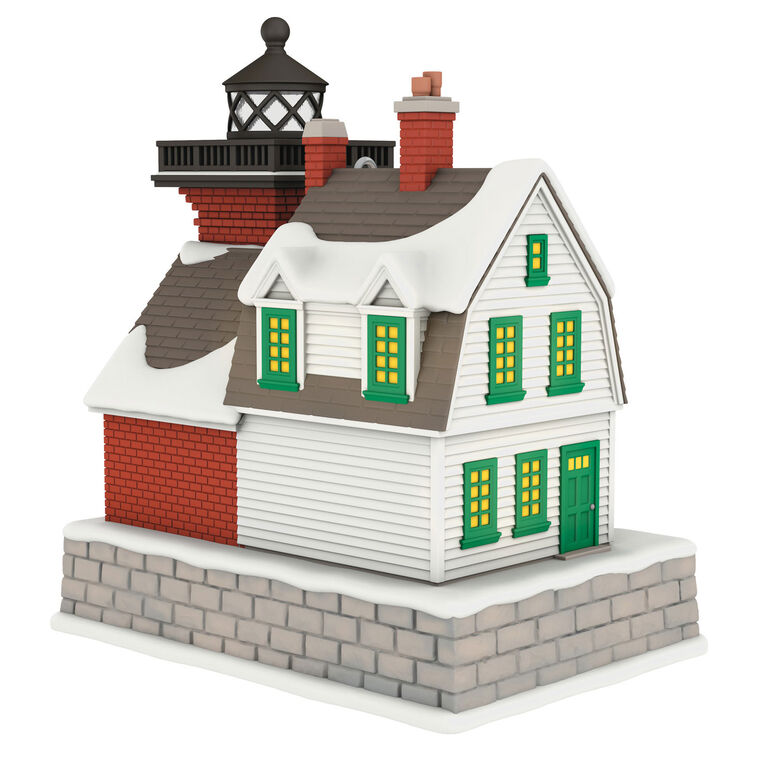 Hallmark Holiday Lighthouse 2025 Ornament With Light