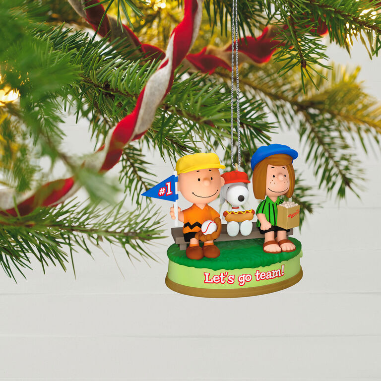 Hallmark The Peanuts® Gang Batter Up! Musical Ornament
