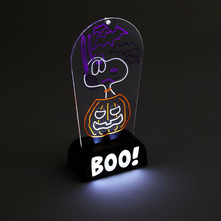 Hallmark Peanuts® Snoopy Boo! Light-Up Sign