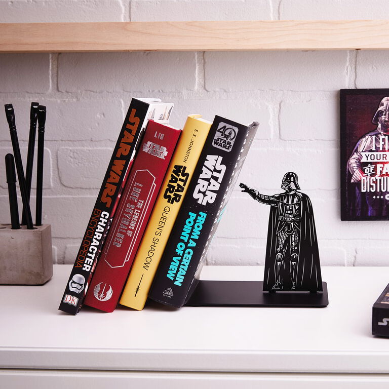 Hallmark Star Wars™ Darth Vader™ Metal Bookend